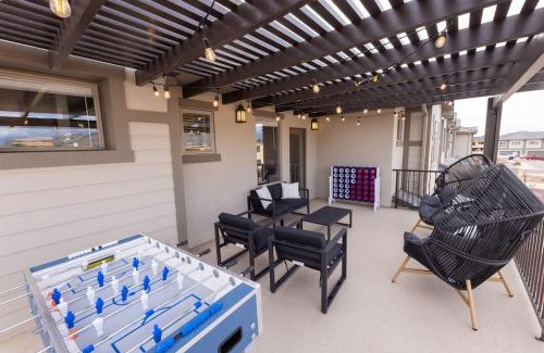 Hurricane Casa | Zion Village Resort 2053 Brand New Home! Private Pool, Hot Tub, and 35mins from Zion National Park