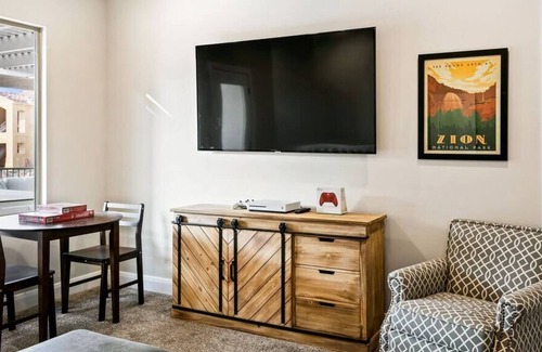 Hurricane Complejo | ZION VILLAGE RESORT "HEATED POOL SIDE 5 BDRM"