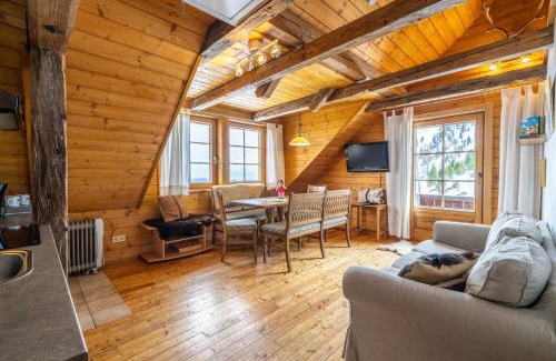 Reichenau Apartamento | Zirbenhütte am Falkert auf der Heidi-Alm