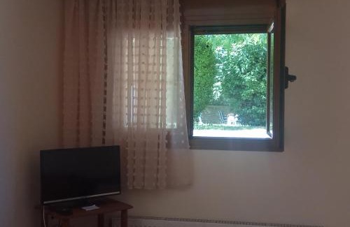 Perama Apartamento | Zisis Garden Studios