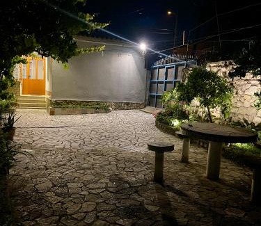 Ura Vajgurore Casa | Ziu home