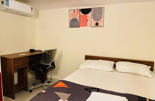 Shaikpet Hotel | Zivo Stays, Jubilee Hills