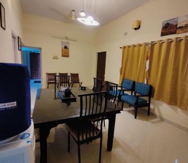 Mehdipatnam Villa | Zivo Stays, Rethibowli