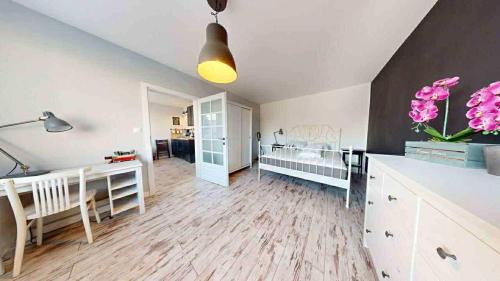 Rimavska Sobota Apartamento | Zlatá víla by Cañas Apartments V srdci mesta, len pár krokov od hlavného námestia