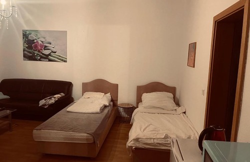 Grevenbroich Casa | ZMM-Vermietung (Zimmer/Messe/Monteur)