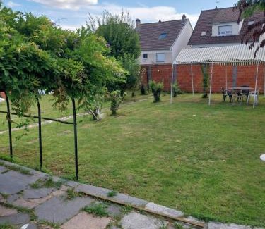 Savigny-sur-Orge Cama Y Desayuno | Zoe 1