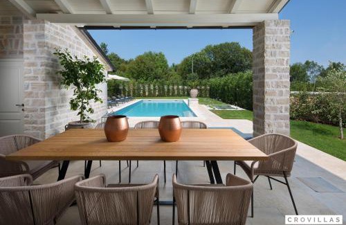 Korenici Villa | Zoe