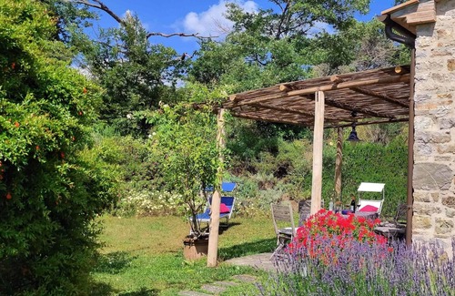 Roccalbegna Casa | Encantadora casa de vacaciones toscana, zona tranquila y relajante, jardín privado