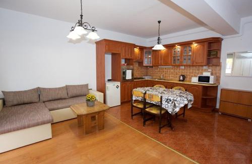 Hajduszoboszlo Apartamento | Zoli Apartmanok-Anita Kölcsey 34-36