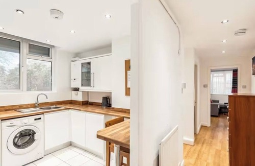 Bunhill Apartamento | Zone 1 Spacious 1-Bed Flat – Sleeps 4 | Modern Comfort in Prime Location!