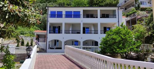 Sveti Stefan Apartamento | Zoran Apartments
