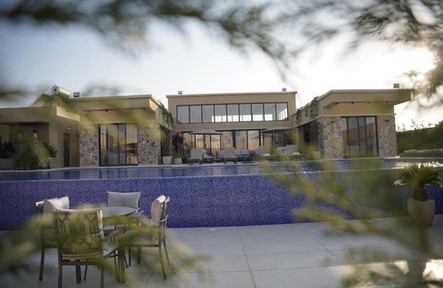 Al-Maghtas Casa | Zoya Villa by AMAN