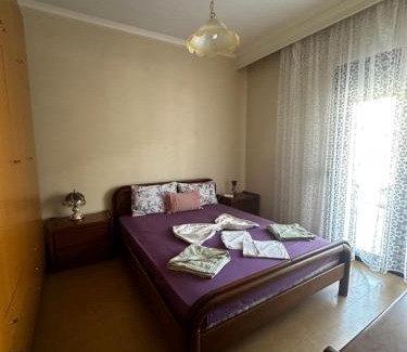 Nea Peramos Apartamento | Zozefina apartment