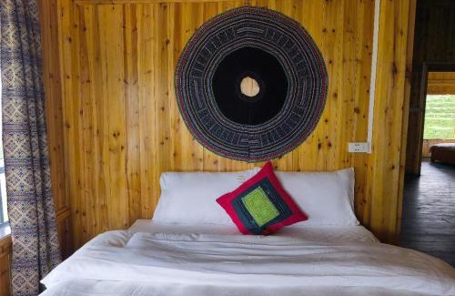 Hau Thao Chalet De Esquí | ZOZO Sapa Homestay & Trekking