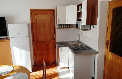 Idrija Apartamento | ZRM center