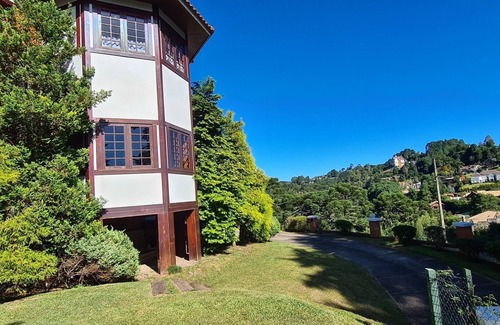 Vila Everest Cabaña | Zuhaus Capivari - German house with a Brazilian touch