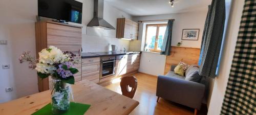 Luitpolderhofe Apartamento | Zum Heisn