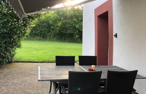 Halenfeld Casa | Alquiler de vacaciones casa Zum Mühlbachtal - Casa de 6 camas, 2x ducha / WC, terraza