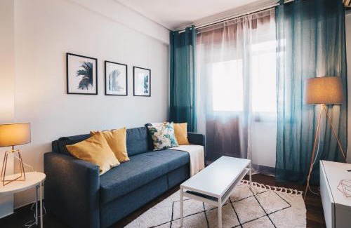 Uribarri Apartamento | Zumalakarregi Apartment by People Rentals