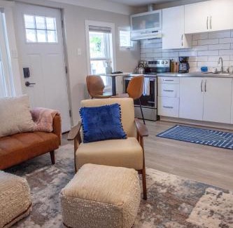 Berkley Apartamento | Zuni St Motor Inn- Bike, Dine, Explore Denver