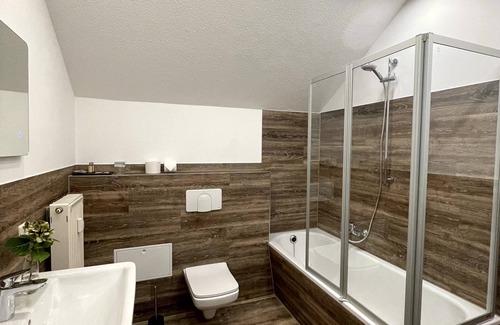 Weida Casa | Zur Altstadt - Am Fuße der Osterburg - Gaststätte, Pension, FEWO