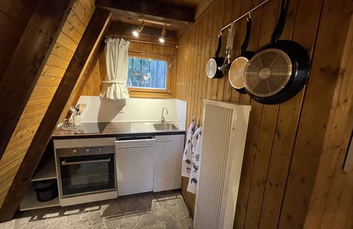 Frenkhausen Casa | Zur Bergeshöhe - Beautiful wooden house right on the edge of the forest in Frenkhausen