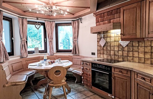 Woergl Casa | zur schönen Aussicht by Interhome