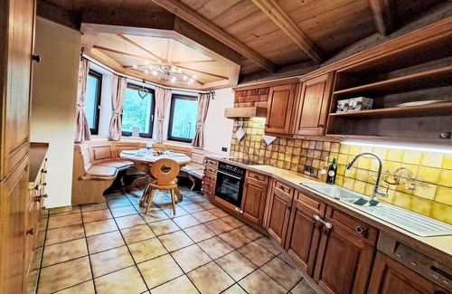 Woergl Casa | zur schönen Aussicht by Interhome