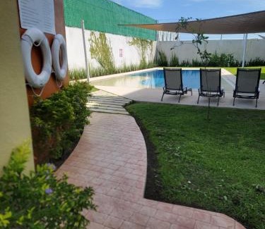 Paraíso Hotel | Zurban Travelers