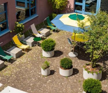 District 2 Hostal | Zurich Youth Hostel