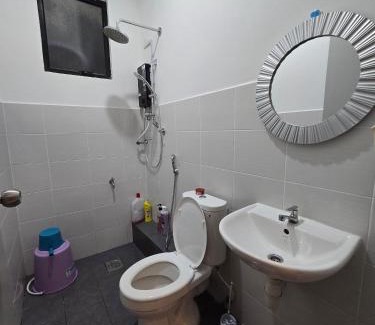 Papar Apartamento | Zuta Homestay