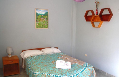 La Banda de Shilcayo Cama Y Desayuno | ZYGO Bed & Breakfast