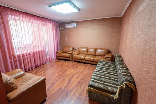 вулиця Митницька 55