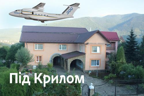 Кімната з диваном