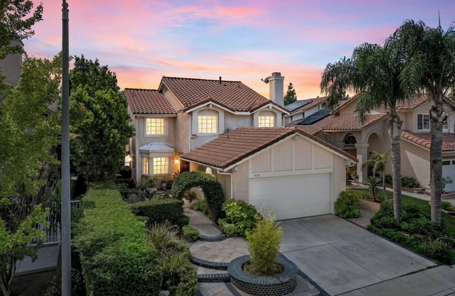 ৎ୭Porter Ranch Retreat with Pool &Tennis courtৎ୭