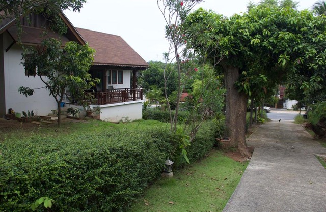 บ้านธานี (BAAN THANI)