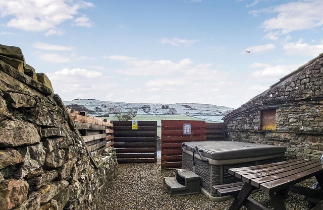 1 bedroom accommodation in Hawes,