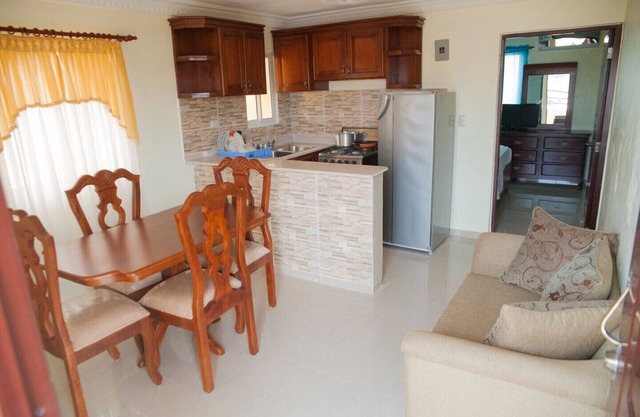 Tropical Island Aparthotel - Apartamento de diseño, 1 habitación, cocina básica - Vistas a la ciudad
