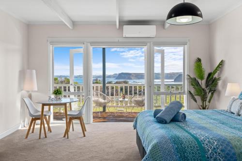 1-bedroom unit with stunning ocean views!