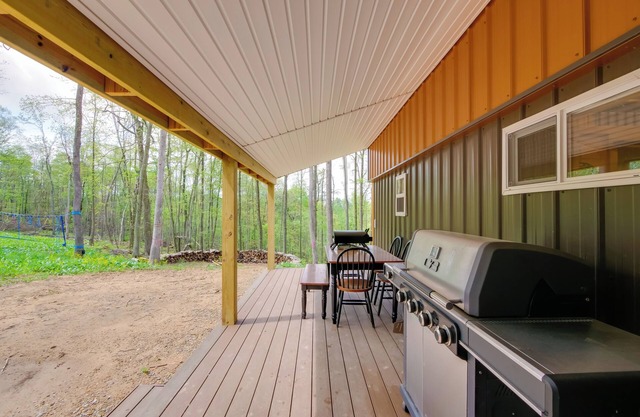 1 Mi to Mohican River: Wooded Retreat w/ Trails!