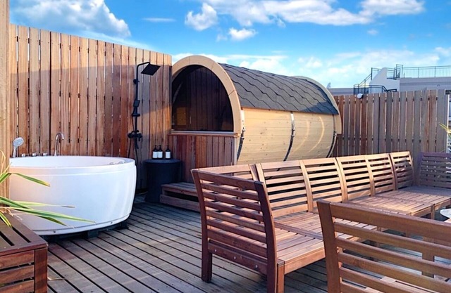 1 minute walk to the sea | Sauna BBQ | Isshiki Bea - Hayama THETERRACE HOUSE / Miura-gun Kanagawa