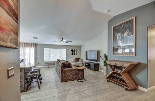 10 min walk to San Tan Village Mall in the Heart of Gilbert, AZ