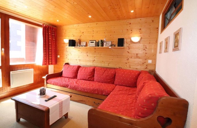 100m del centro estación, 5.o piso, balcón, tv, local para esquís, 55m², Tignes