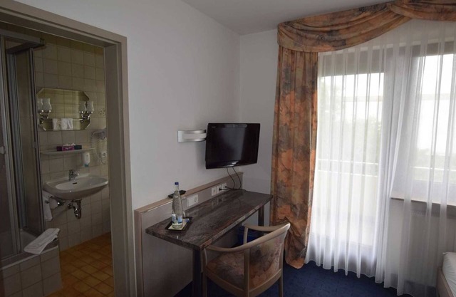 106 habitaciones individuales - Hotel Alena