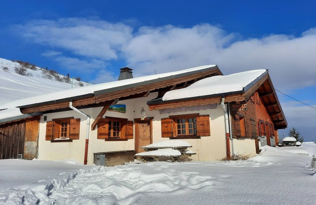 Chalet de 110m2, 4 estrellas, nuevo, confortable, en el corazón de la pradera.