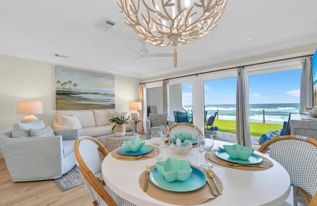 113 | Gulf Front Blue Mountain Beach Luxe Condo!