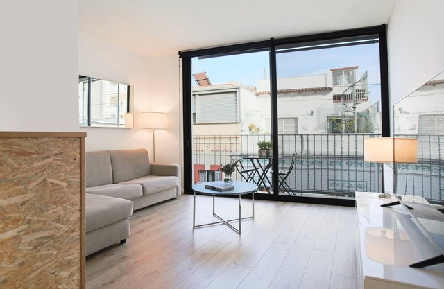 12 Apto. chic y céntrico con balcón en Gracia