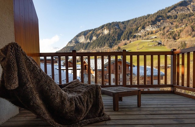 '12 MN Megève Studio Comfort' con vistas a la montaña y piscina