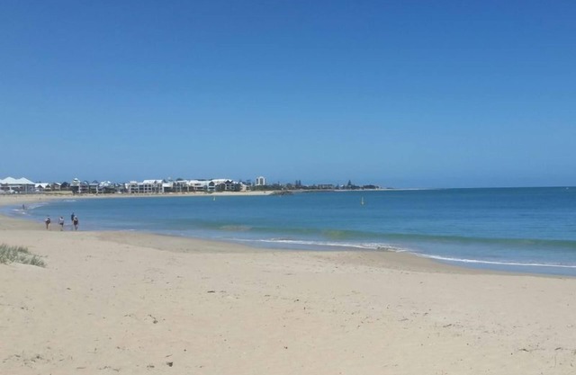 Ciudad Playa 100 mtrs / GRANDES GRUPOS