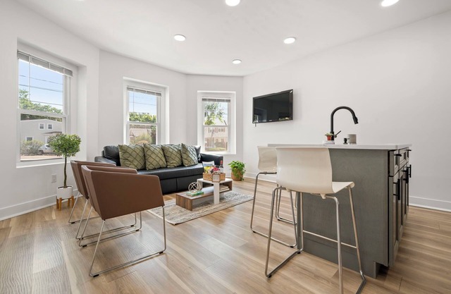 10Guests! Parking/1ST FLOOR-Duplex